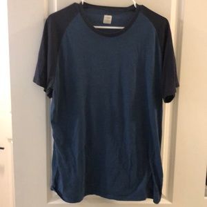 Men’s JCrew t-shirt